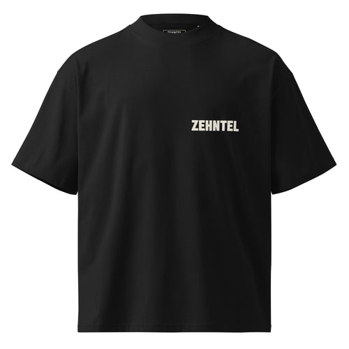 ROOM FOR ONE MORE Oversized T-Shirt Schwarz, Vorderansicht mit ZEHNTEL Brustlogo